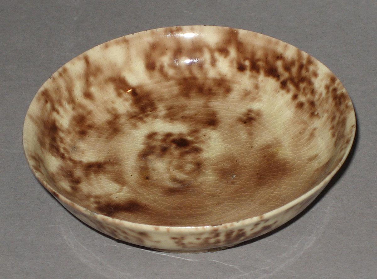 1955.0136.027 Saucer