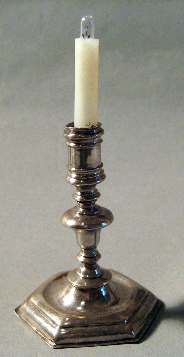 1955.0136.038 Silver Candlestick