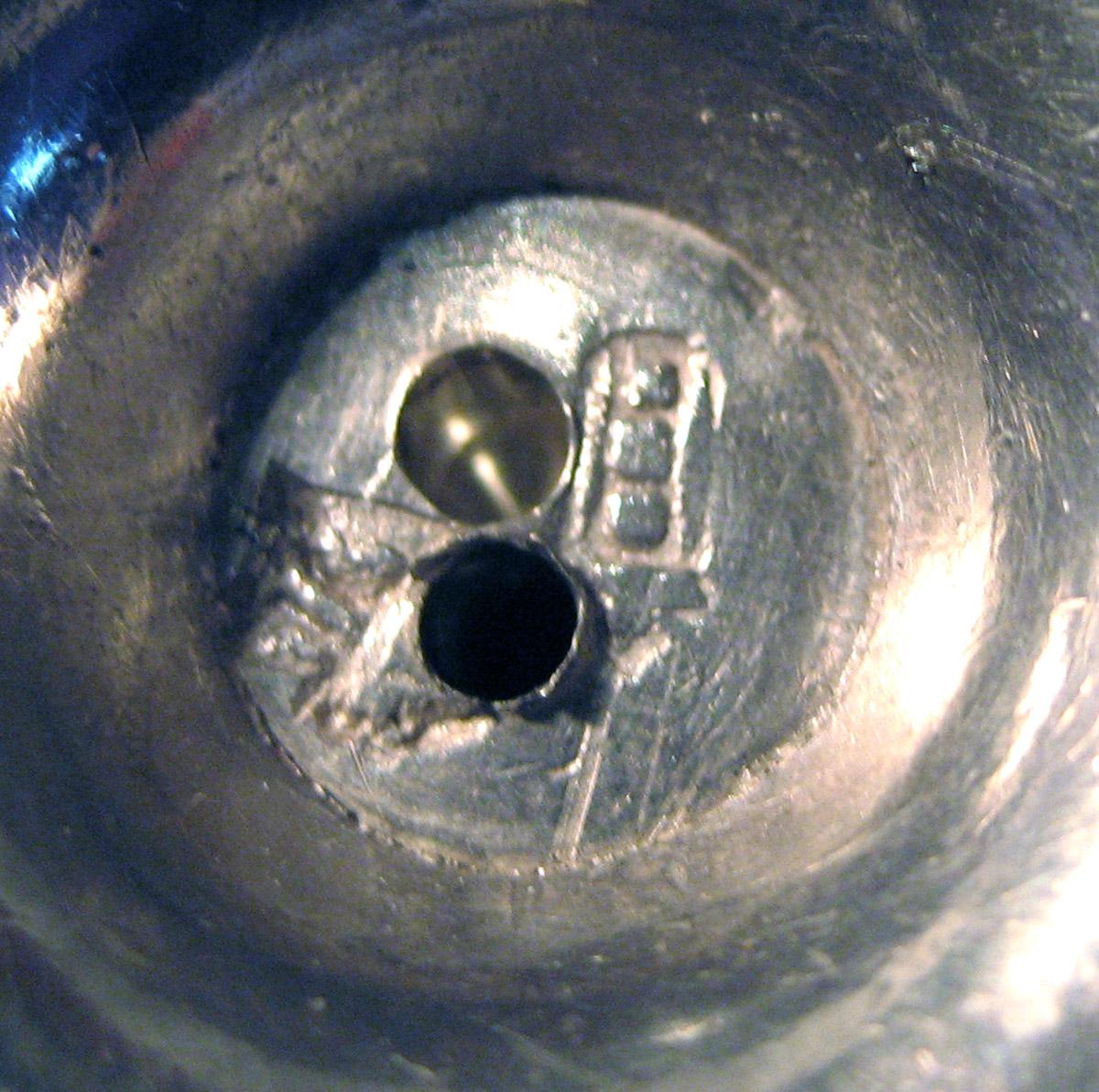 1955.0136.038 Silver Candlestick mark