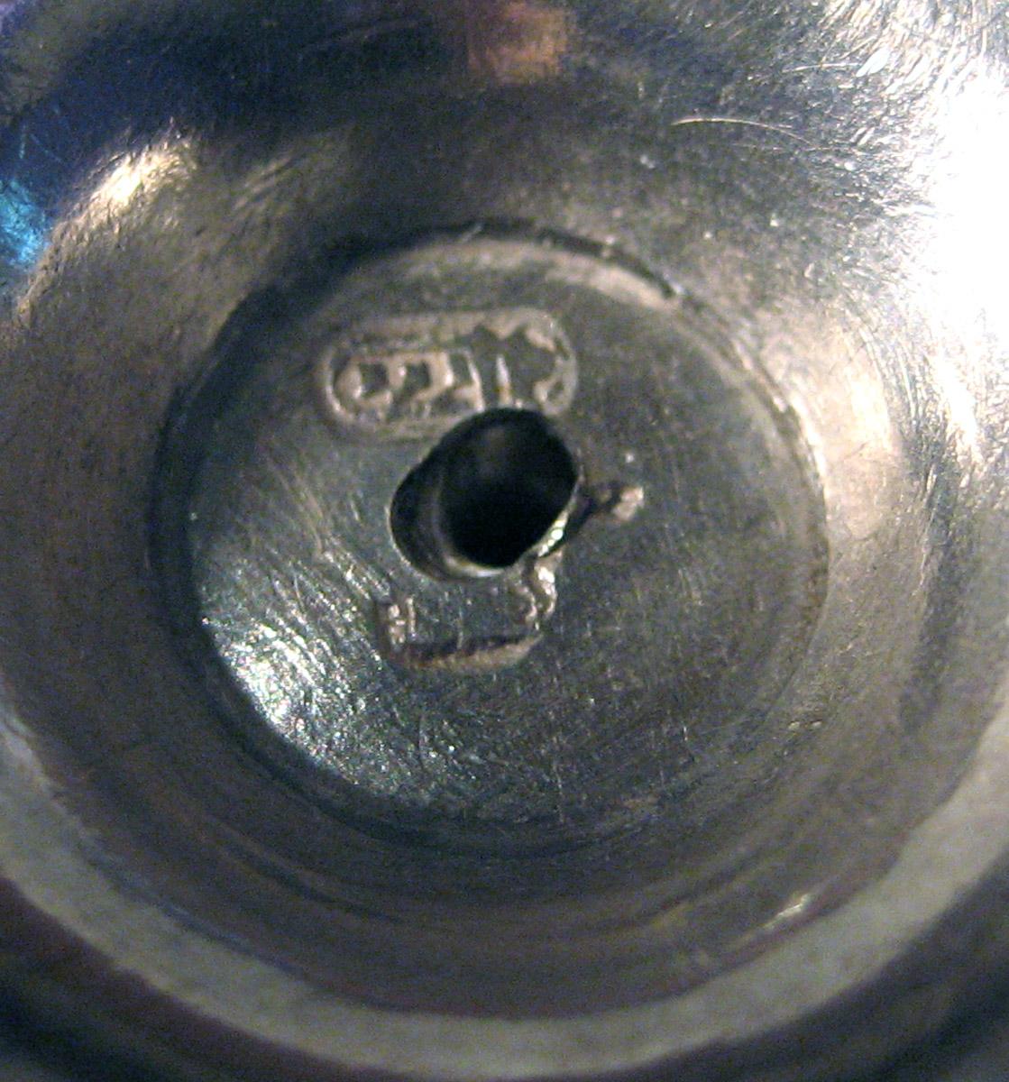 1955.0136.039 Silver Candlestick mark