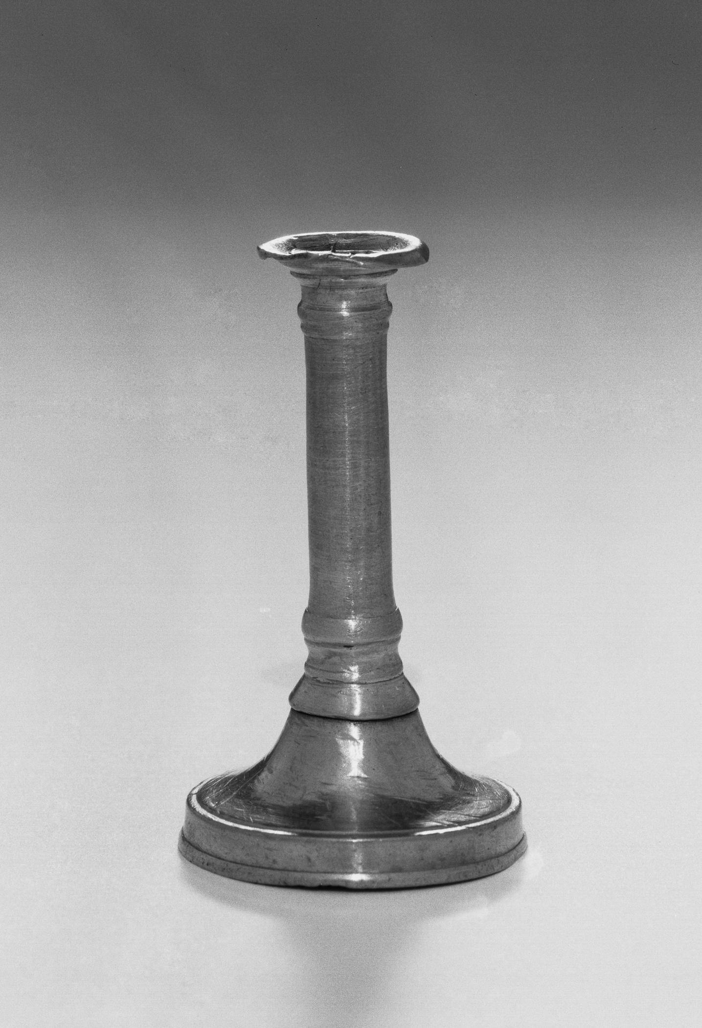 1955.0136.042 Miniature pewter candlestick