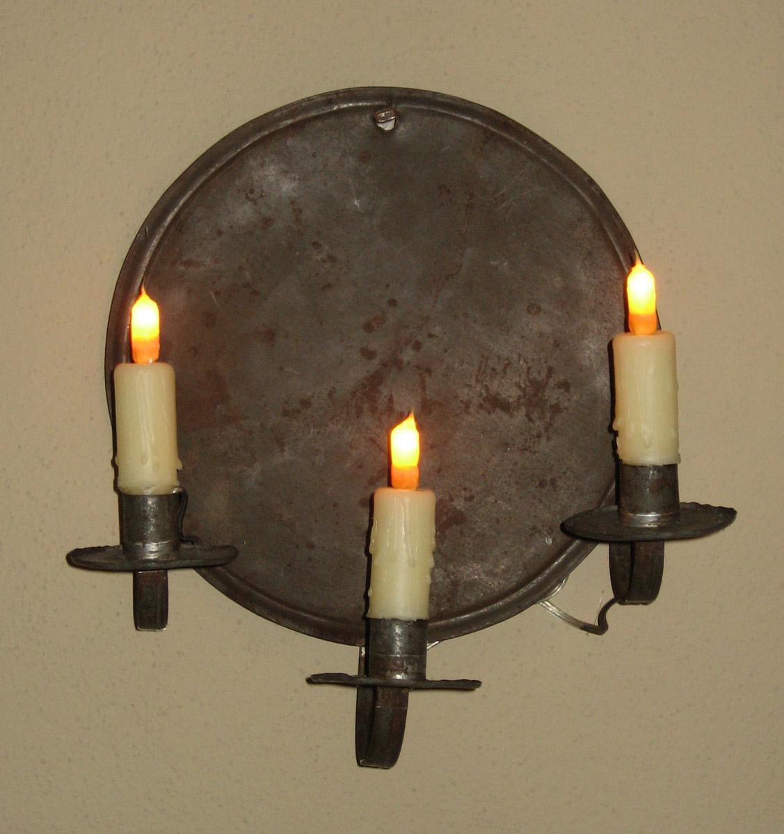 1963.0069.001 Sconce