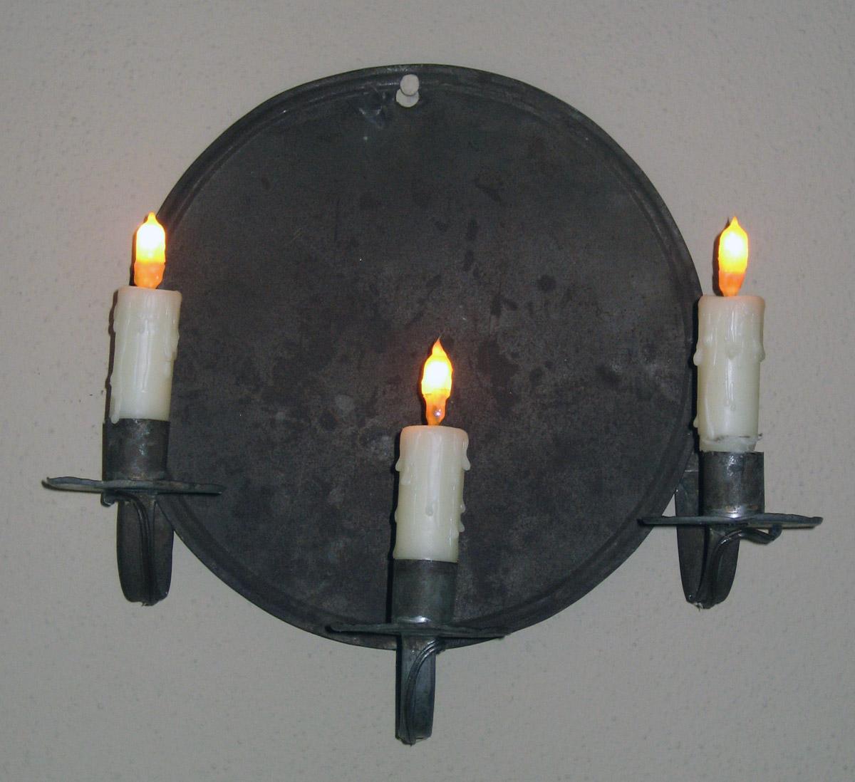 1963.0069.002 Sconce