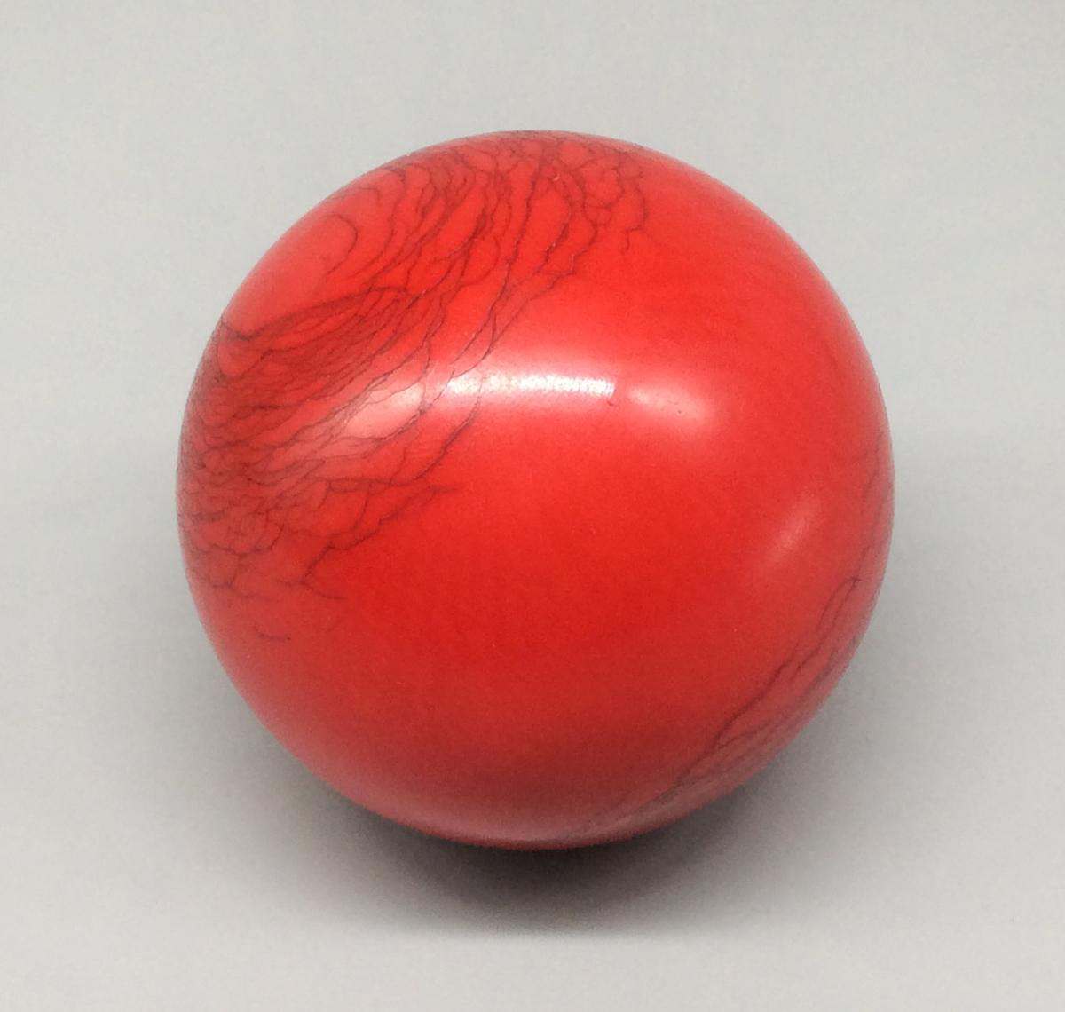 1963.0078 Billiard ball, view 1