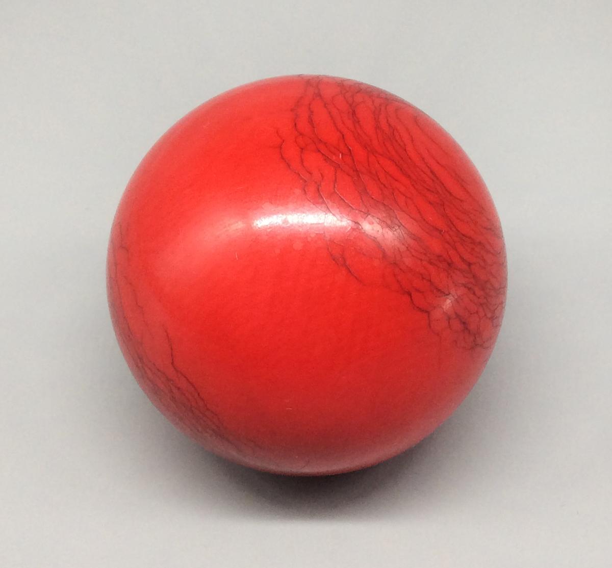 1963.0078 Billiard ball, view 2