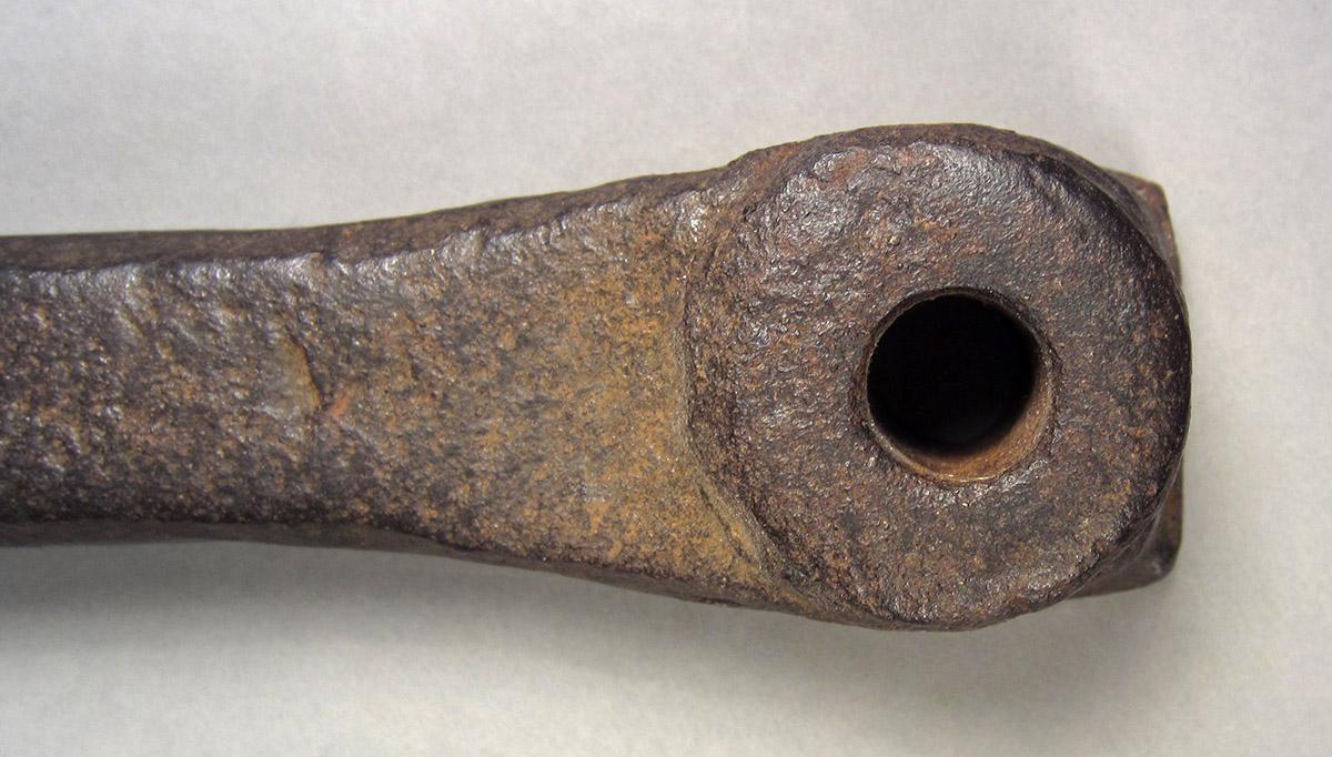 1963.0082, Bolt or rivet header, end 1 side 1