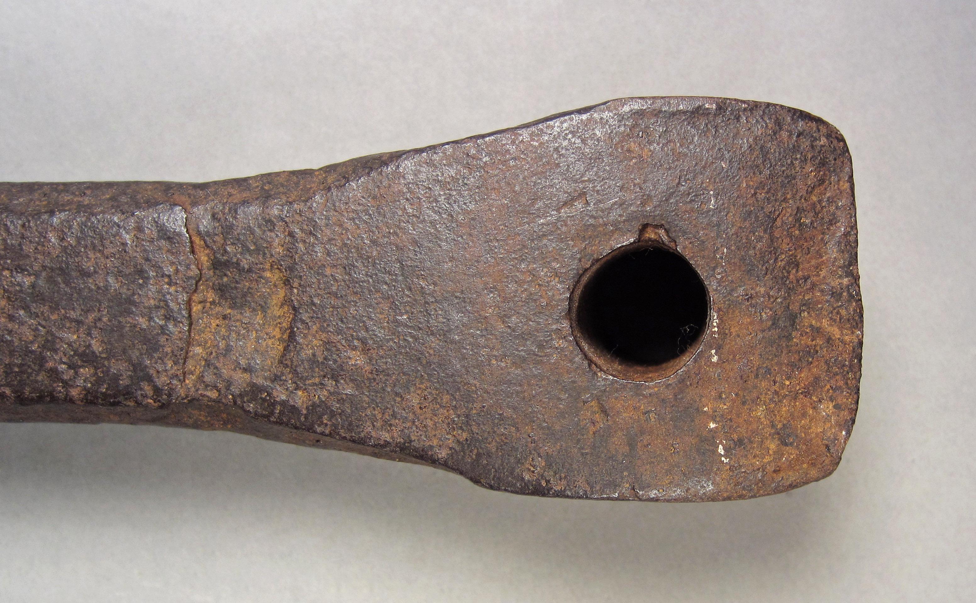 1963.0082, Bolt or rivet header, end 1 side 2