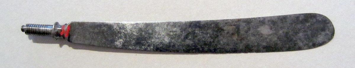 1955.0136.045 K Iron Knife Blade upper surface