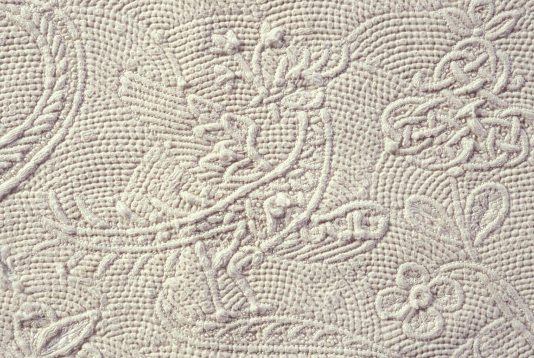 1963.0112 Textile fragment (Detail 5, bird)
