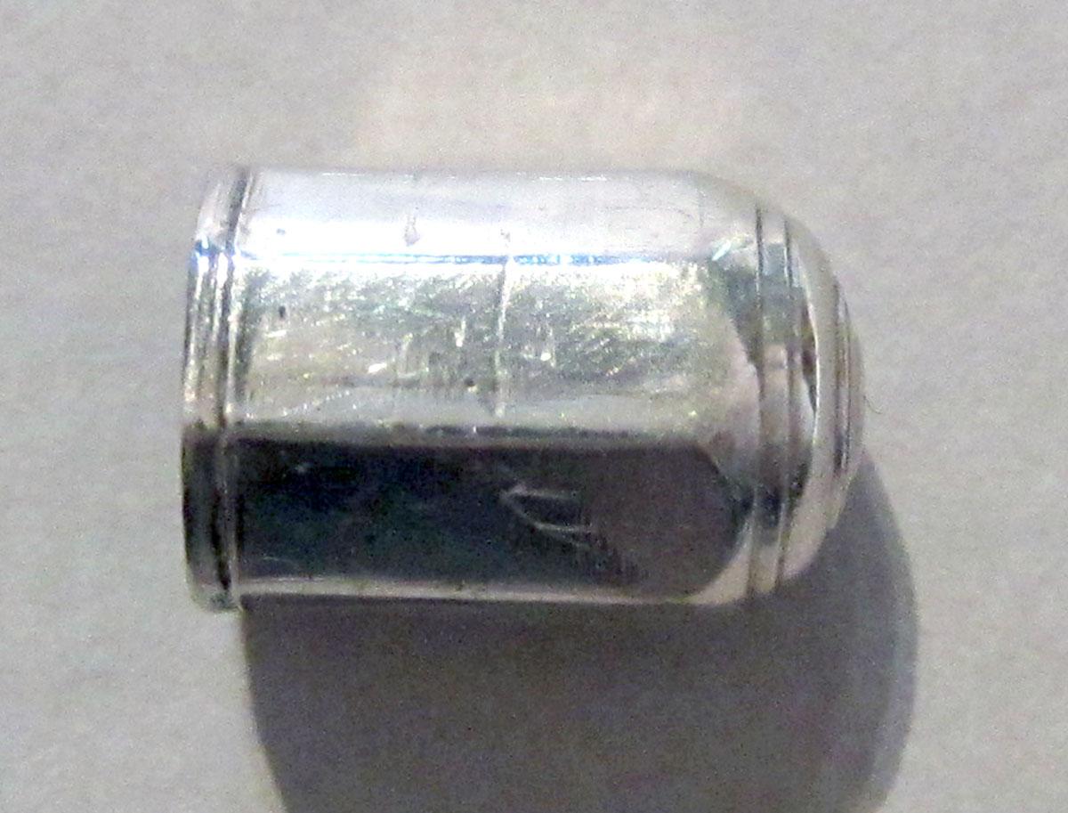 1955.0136.045 M Silver Cap