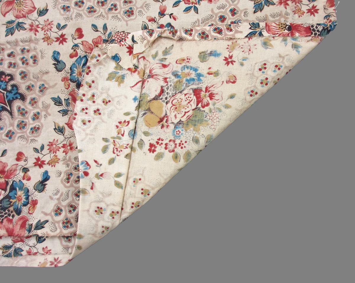 1963.0137.002 textile, printed folded corner