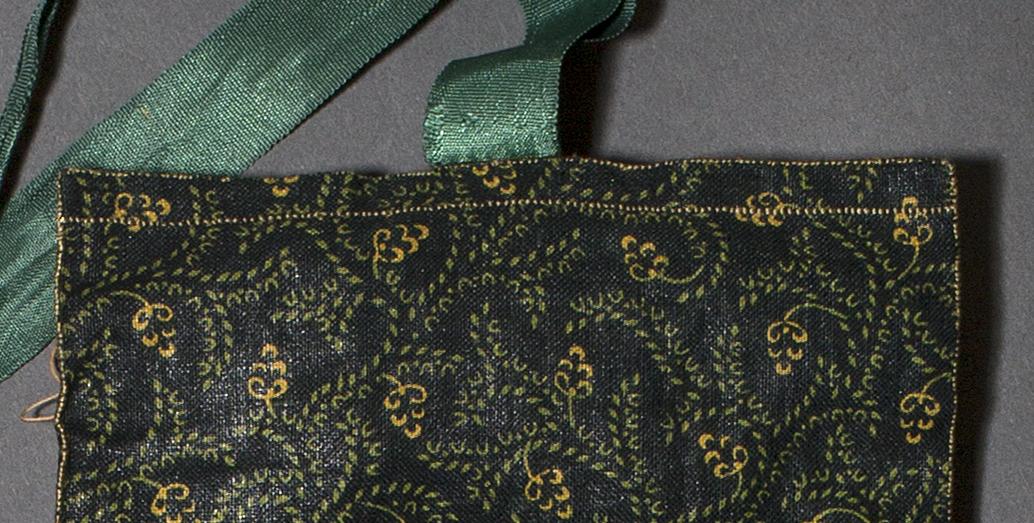 1963.0153.001 Needlework Case, Verso Detail