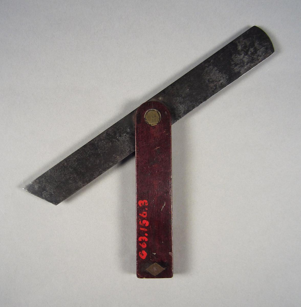 1963.0156.003 Bevel square, open side 1