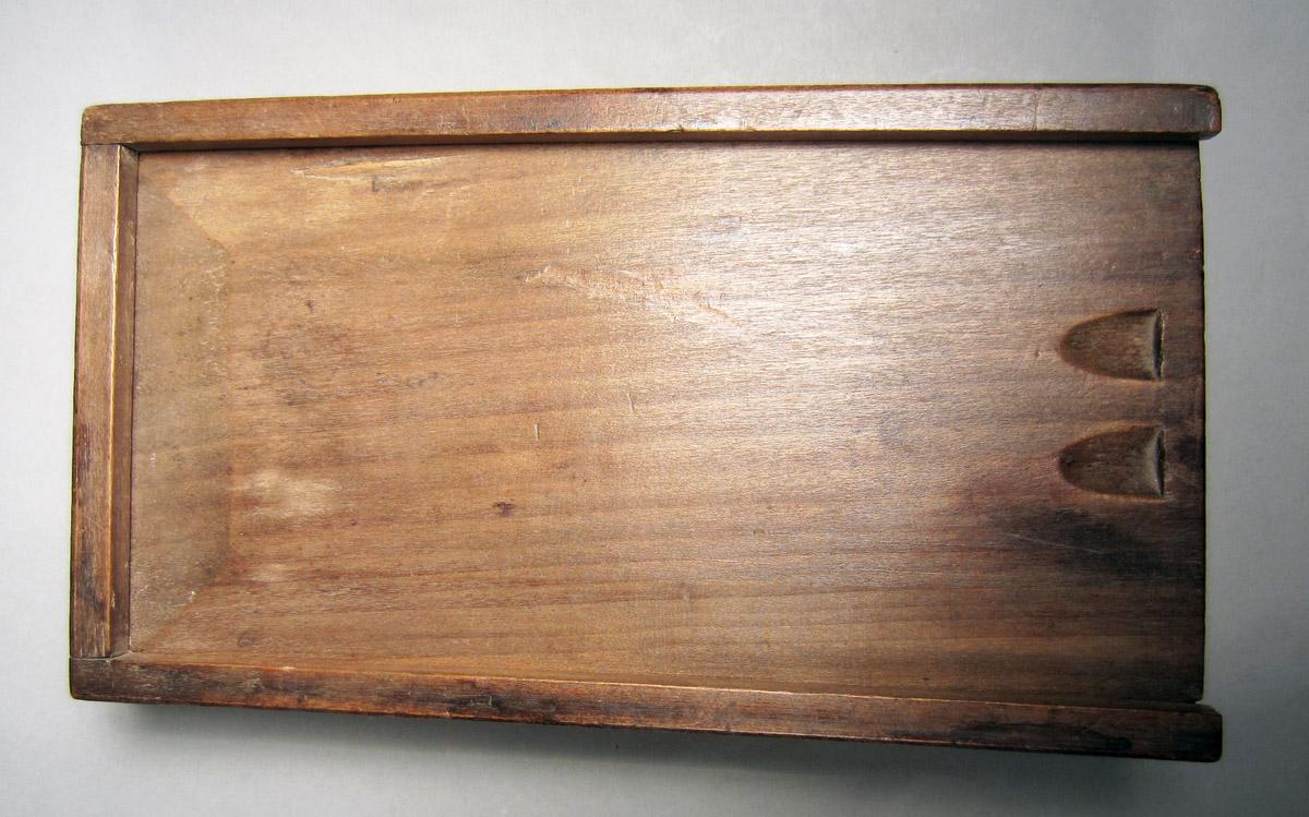 1963.0156.004 A-B Box, Lid