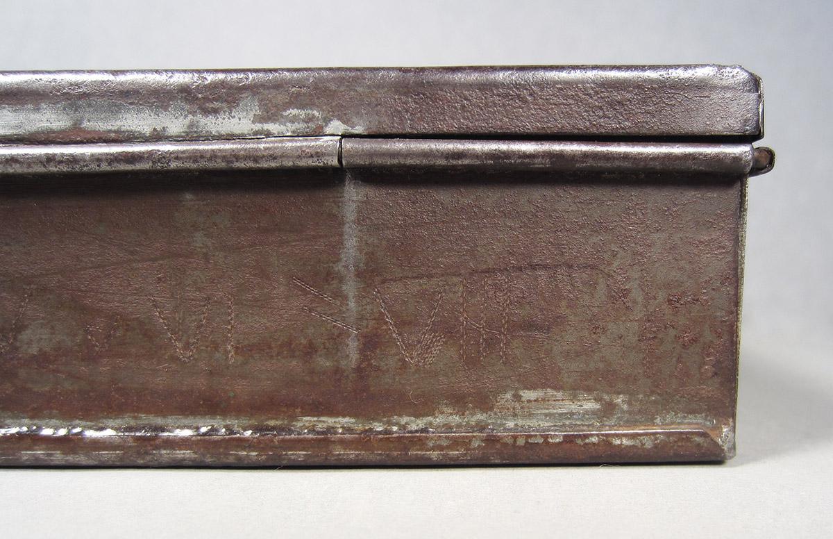 1963.0156.013, Box, back marks