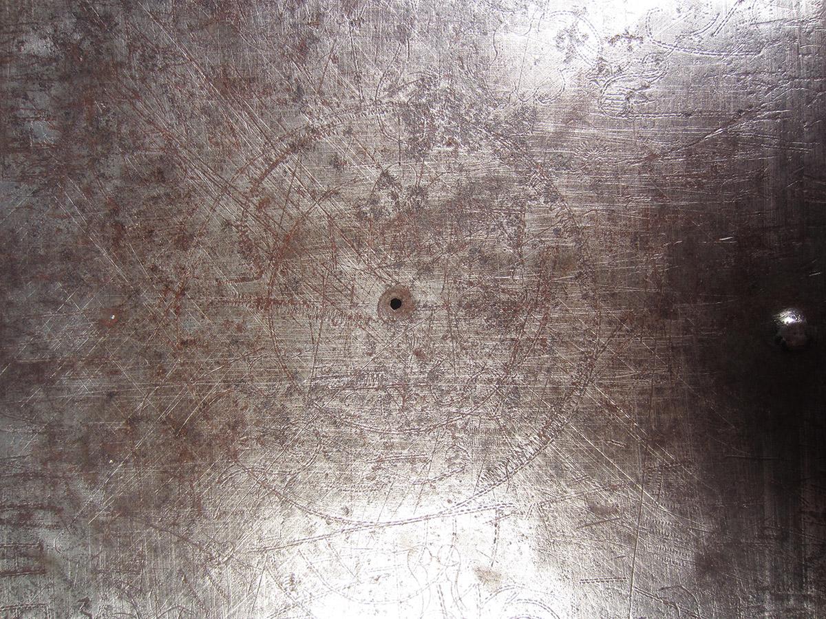 1963.0156.013, Box, circles
