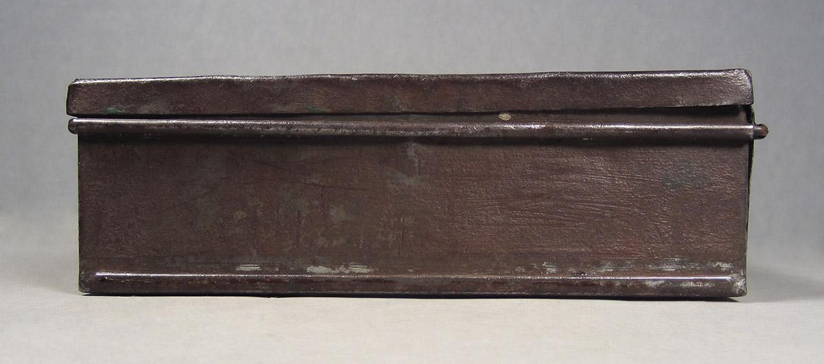 1963.0156.013, Box, side 1