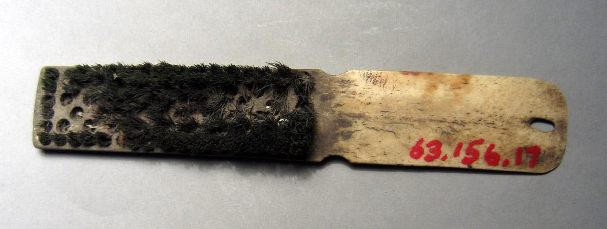 1963.0156.017 Brush, View 1