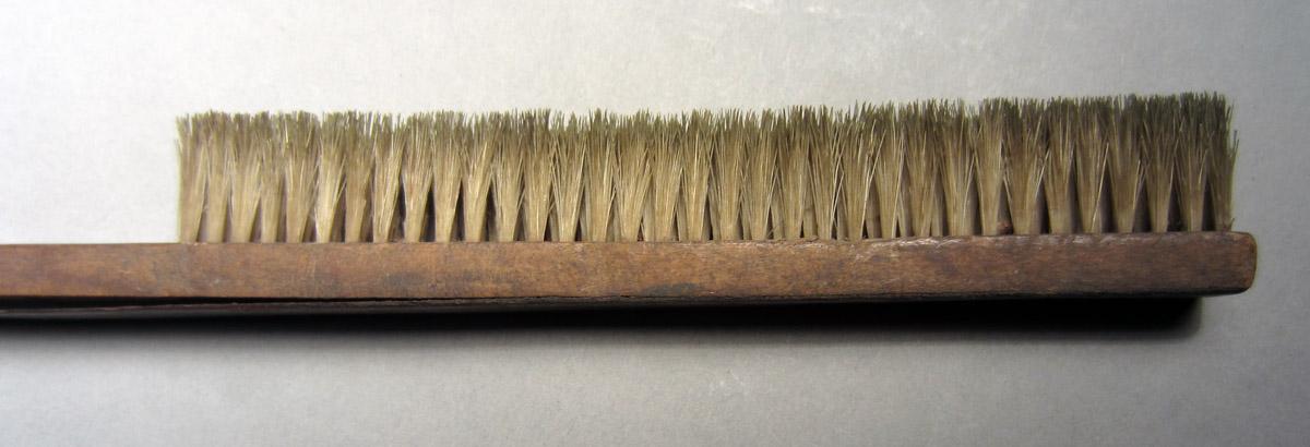 1963.0156.028 Brush, View 3