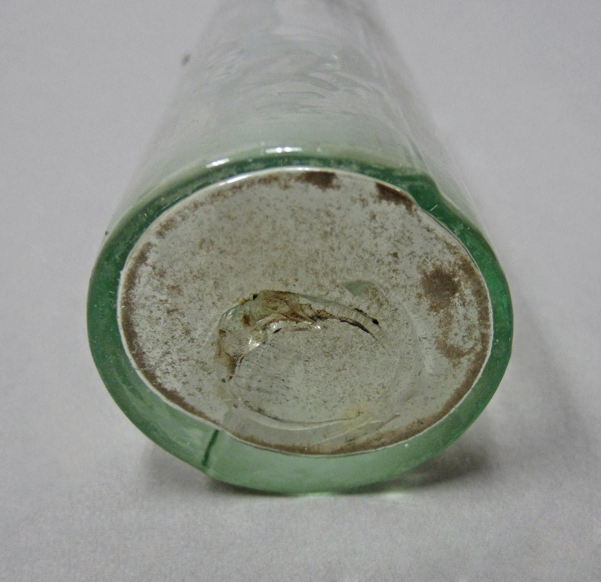 1963.0156.033, Jar, bottom