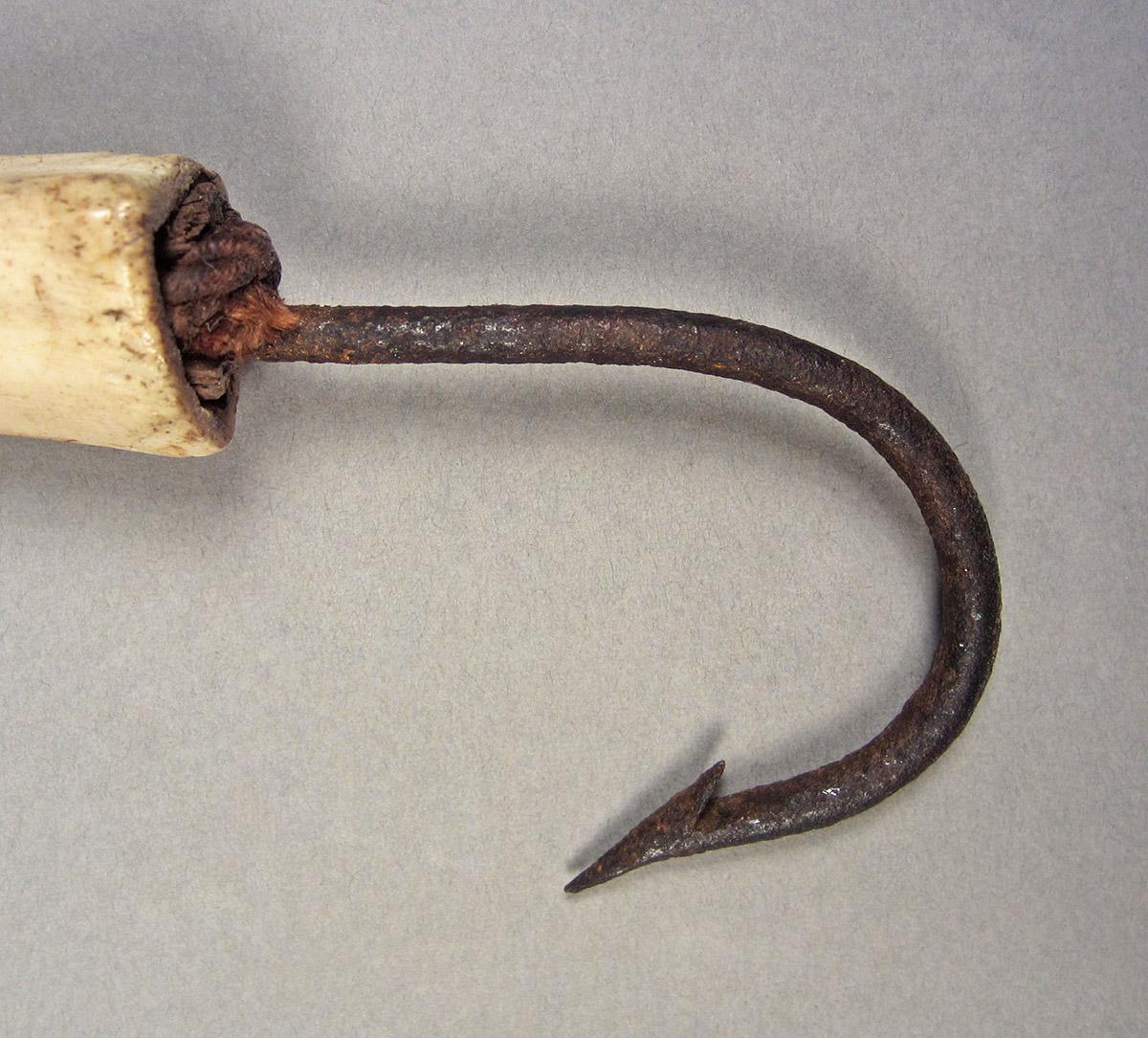 1963.0156.034, Fish hook, hook side 2