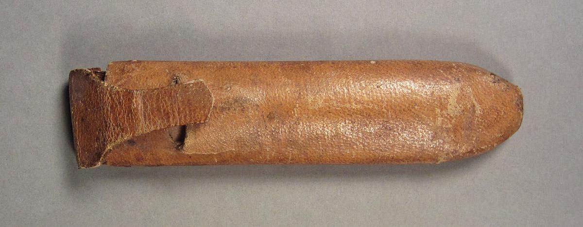 1963.0156.040 A, Eyeglasses case, side 1