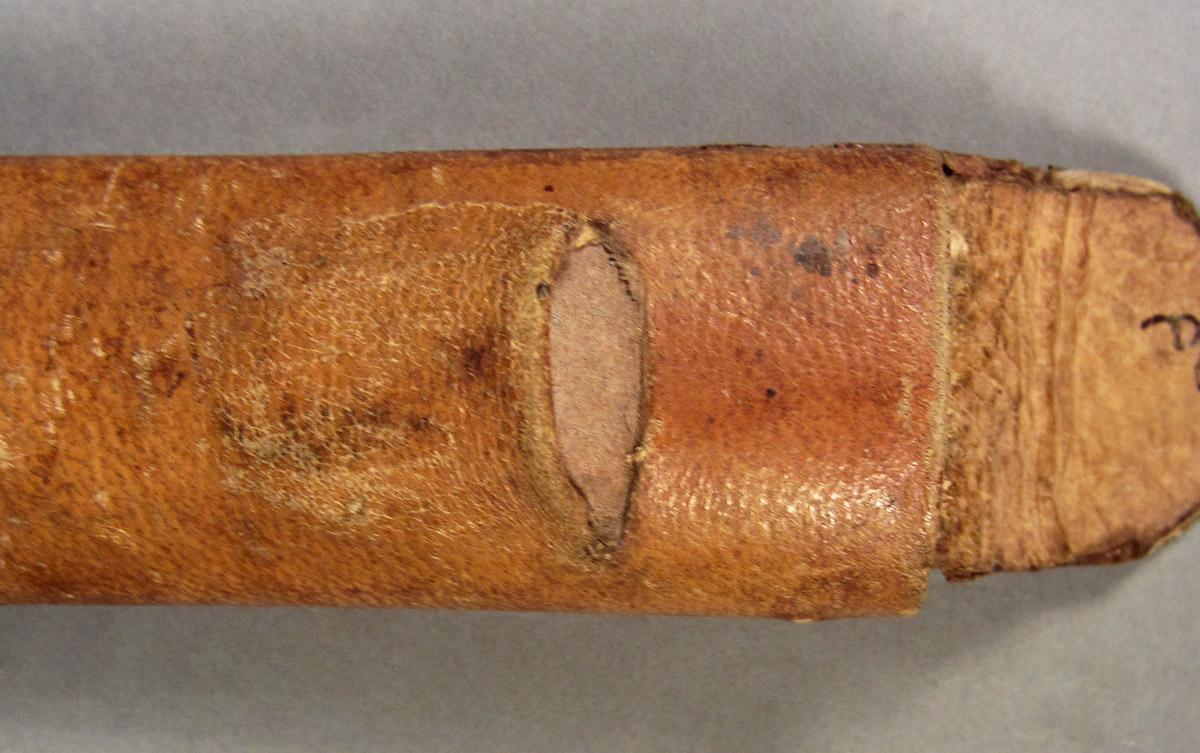 1963.0156.040 A, Eyeglasses case, case slot detail