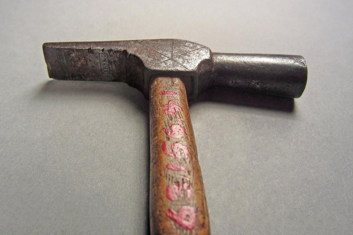 1963.0156.041, Hammer, head bottom