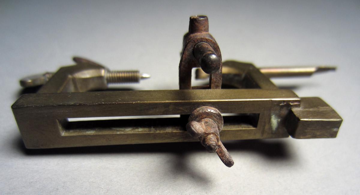 1963.0156.046 Watchmaker's lathe, Bottom