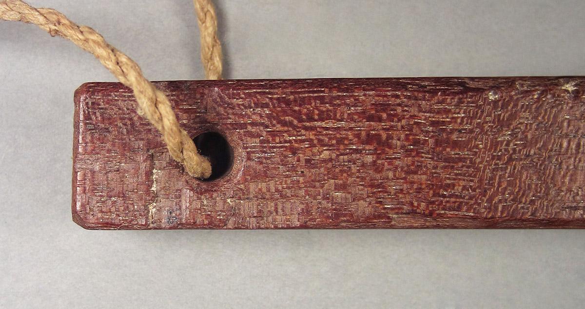 1963.0156.065, Pendulum hanger, handle end