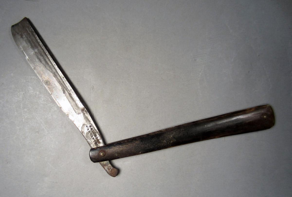 1963.0156.091 Razor, View 1