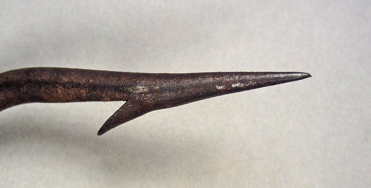 1963.0156.092, Fish hook, tip