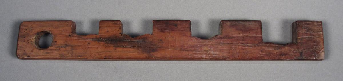 1963.0156.097 Gauge, side 2