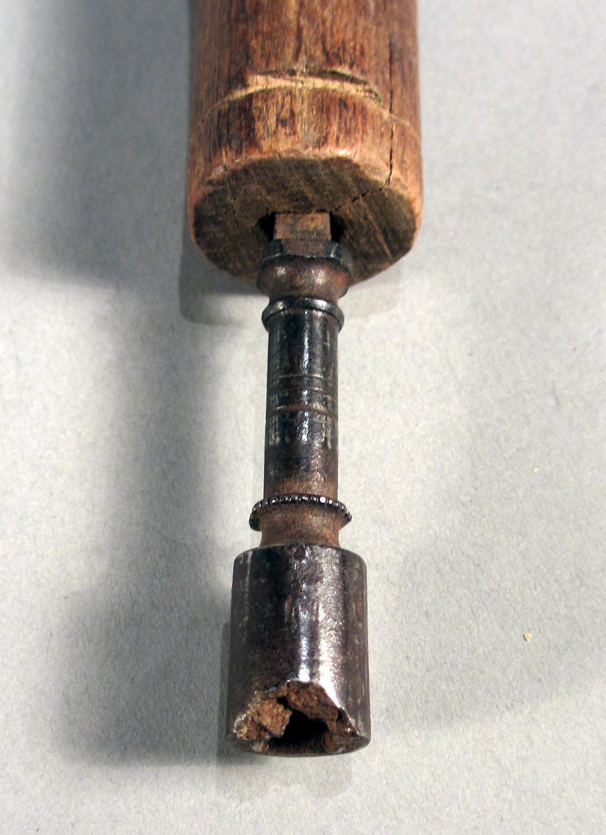 1963.0156.099 Wrench, Damage