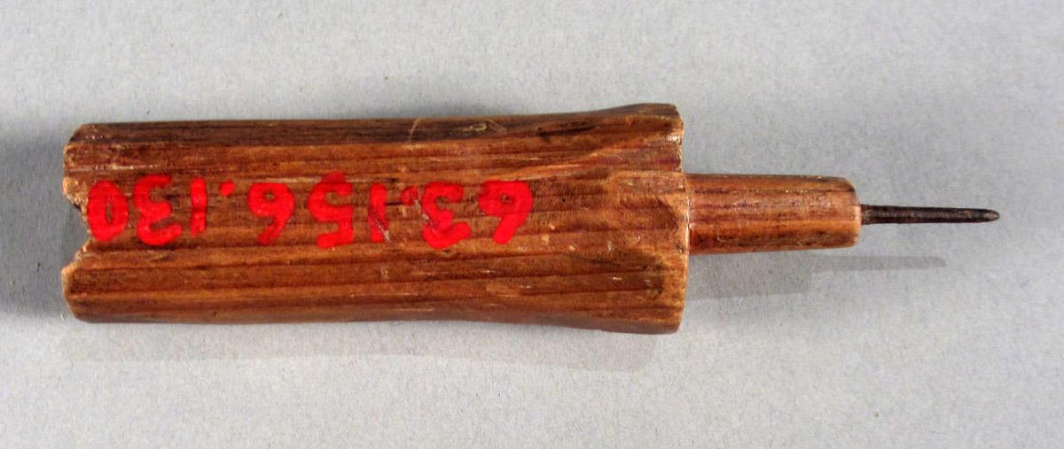 1963.156.130 Awl, View 2