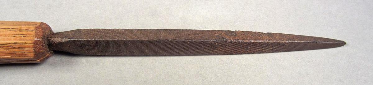 1963.0156.136, File, blade side 1