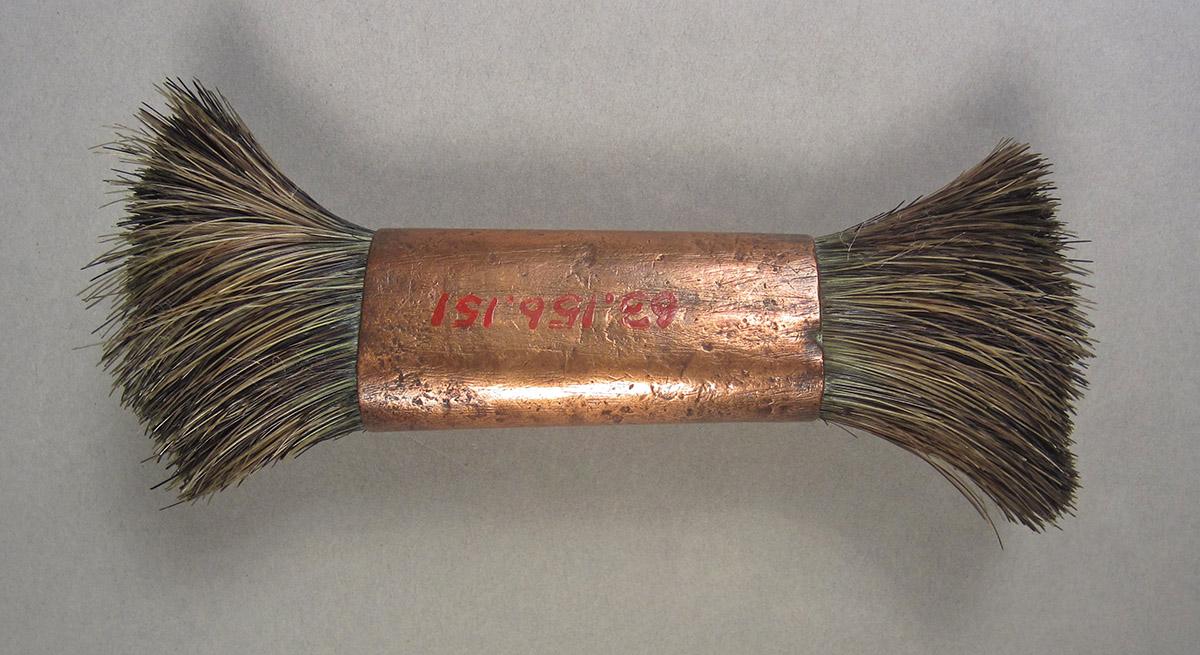 1957.0156.151 Brush, side 2