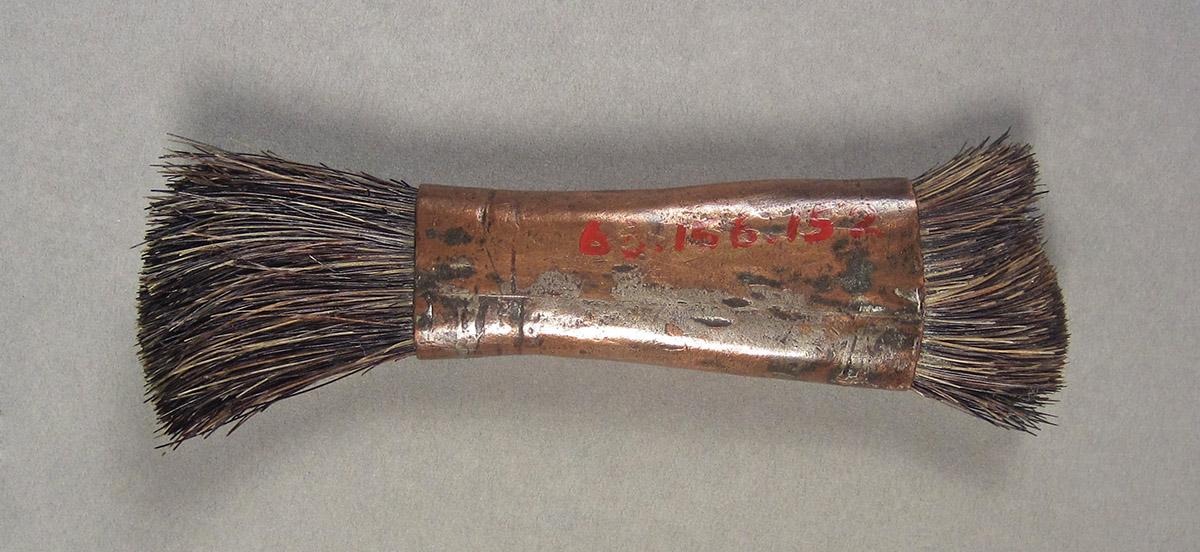 1957.0156.152 Brush, side 2