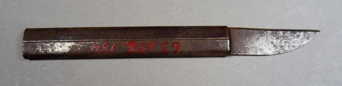1963.0156.154 Knife, View 2