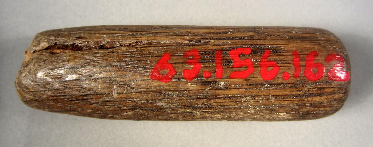 1963.0156.162 Tool handle, View 2