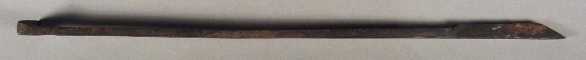 1963.0156.181 Plane iron, side 2