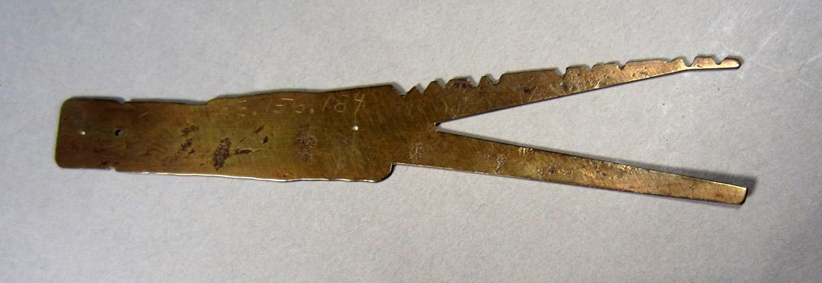 1963.0156.184 Calipers and gauge, View 2