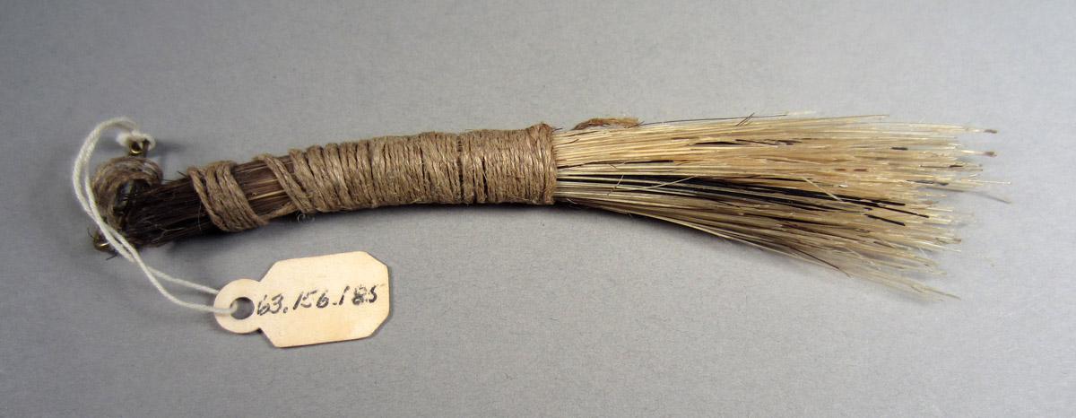 1963.0156.185 Brush, View 1