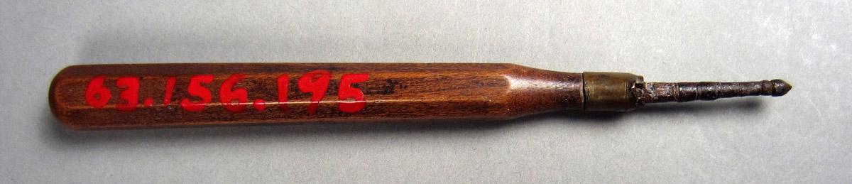 1963.0156.195 Turning tool, View 2