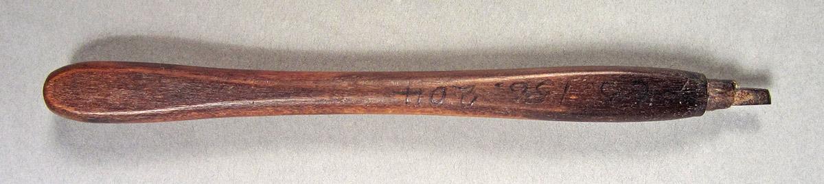 1963.0156.204, Turning tool, side 2