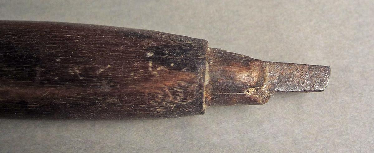1963.0156.204, Turning tool, blade side 1