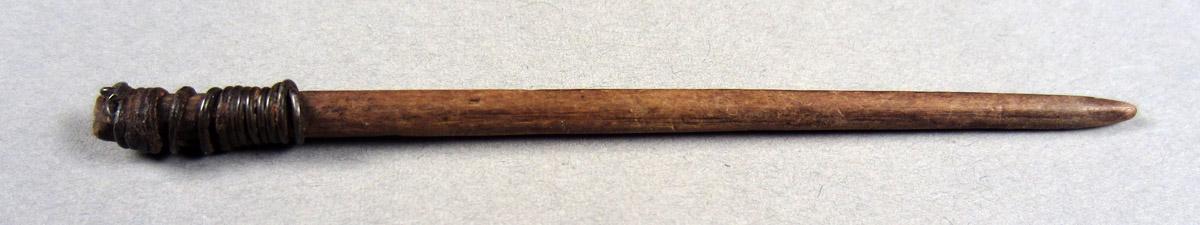 1963.0156.251 Tool handle, View 1