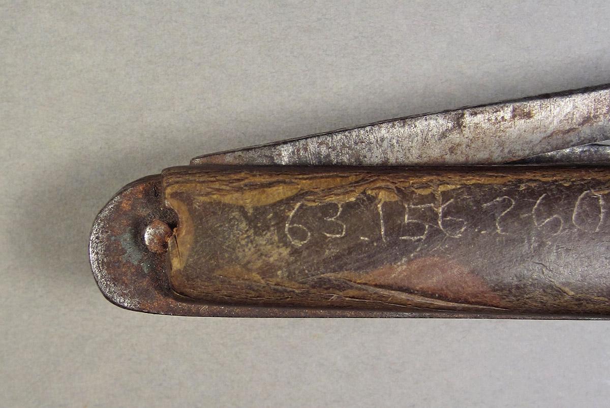 1963.0156.260, Pocket knife, detail