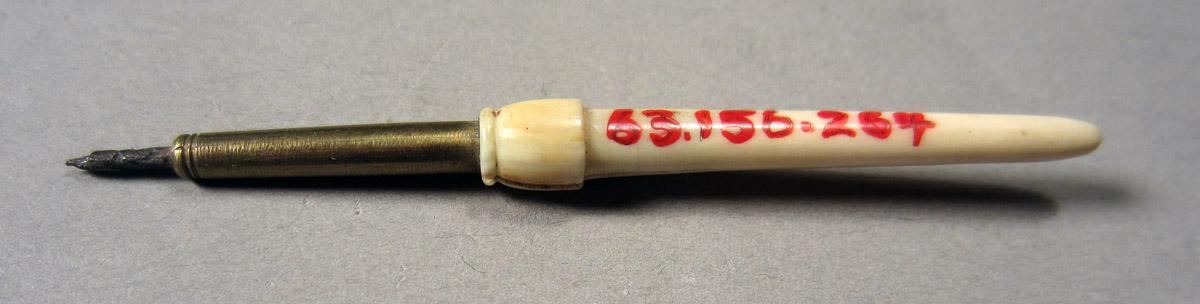 1963.0156.264 Pivot hole drill, View 1