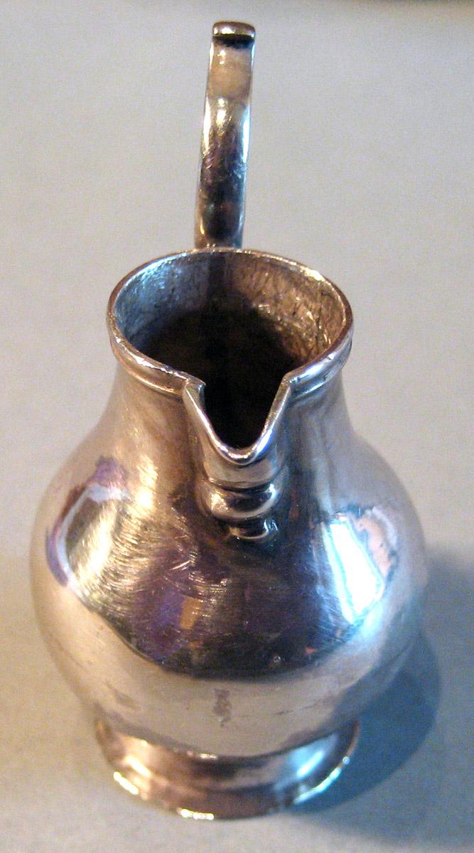 1955.0136.061 Silver Cream Pot front